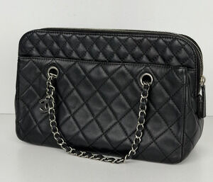 Chanel In The Business Camera Bag Quilted Leather & Silver-Tone Hardware 2011 D8